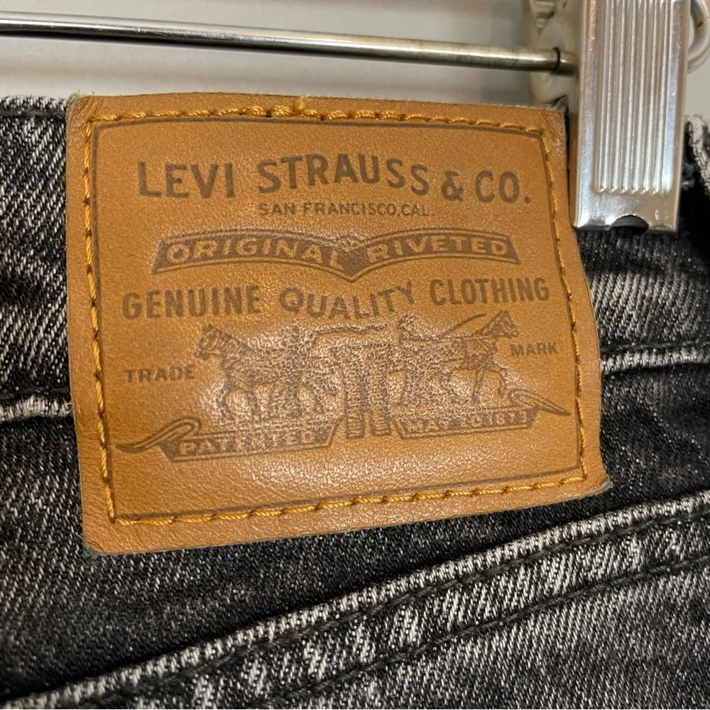 Levi's Wedgie Icon Jeans Better Weather Women Size 25‎ Gray Button Fly Tapered
